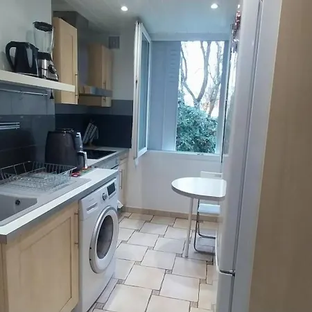 De 2 Chambres Avec Wifi A Mesnil Apartament *