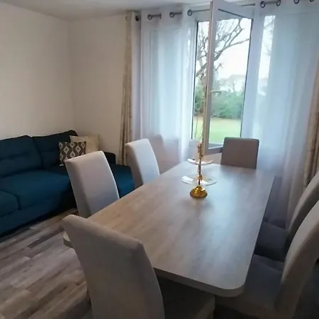 De 2 Chambres Avec Wifi A Mesnil Apartament